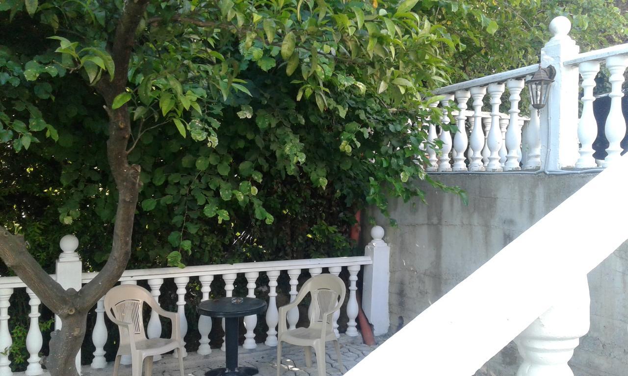 Guest House Amra New Athos Ngoại thất bức ảnh
